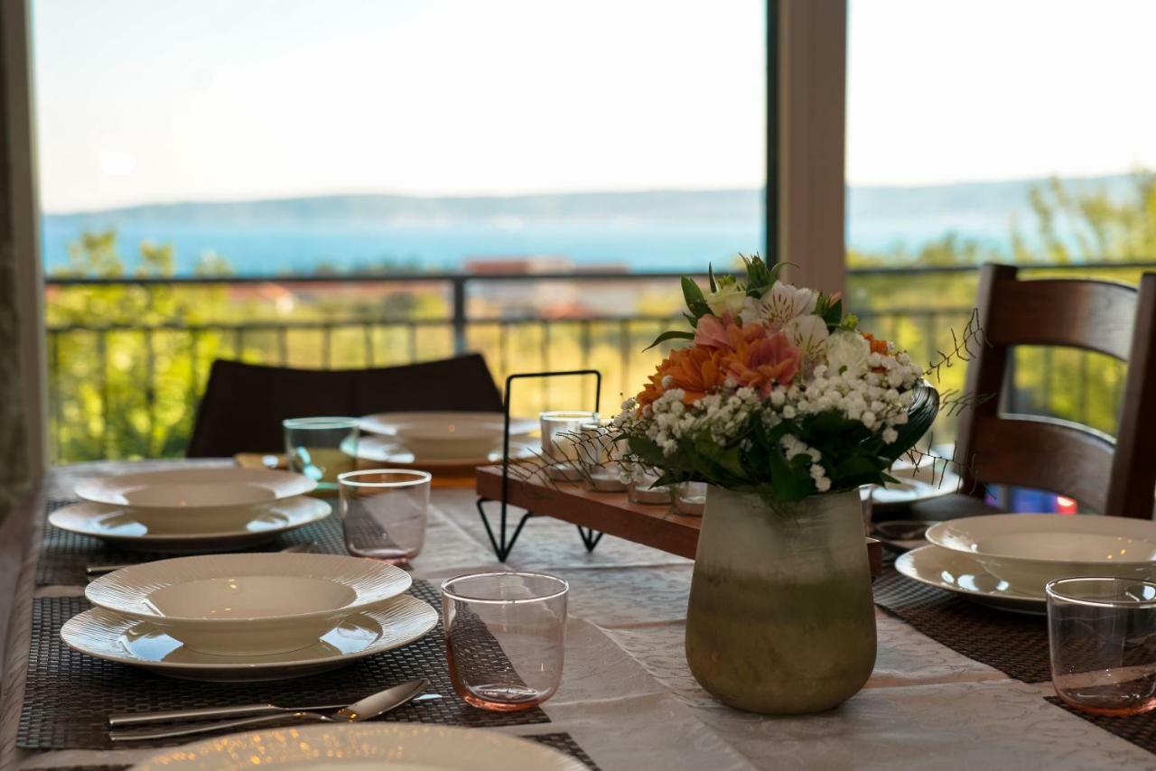 Home Away From Home With Outdoor Pool, Botanical Garden And A Beautiful Sea View Kaštela Exterior foto